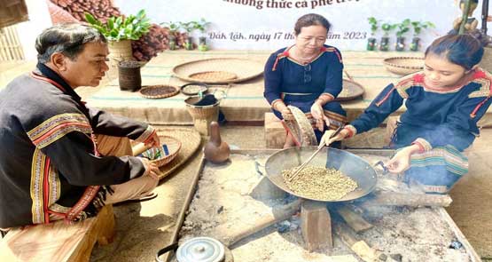 CHƯƠNG TRÌNH GIÁO DỤC VÀ TRẢI NGHIỆM CHỦ ĐỀ “CAFÉ BAN MÊ” TẠI BẢO TÀNG ĐẮK LẮK