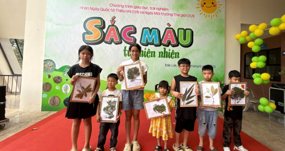 “SẮC MÀU TỪ THIÊN NHIÊN”, MÓN QUÀ Ý NGHĨA DÀNH CHO THIẾU NIÊN, NHI ĐỒNG NHÂN NGÀY QUỐC TẾ THIẾU NHI 01/6