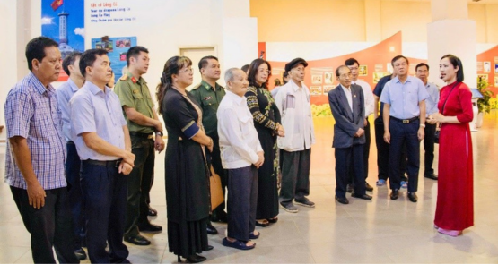 KHAI MẠC TRIỂN LÃM “ĐẢNG BỘ TỈNH ĐẮK LẮK – NHỮNG CHẶNG ĐƯỜNG LỊCH SỬ”