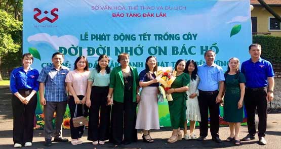 BẢO TÀNG ĐẮK LẮK TỔ CHỨC HOẠT ĐỘNG  “TẾT TRỒNG CÂY ĐỜI ĐỜI NHỚ ƠN BÁC HỒ” NĂM 2026