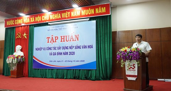 KHAI MẠC LỚP TẬP HUẤN NGHIỆP VỤ CÔNG TÁC XÂY DỰNG NẾP SỐNG VĂN HÓA VÀ GIA ĐÌNH NĂM 2020